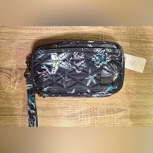 NWT Lug Roundabout 2 - Stars and shells